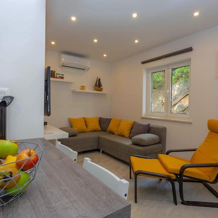 Apartments Tatjana Dominis フヴァル エクステリア 写真