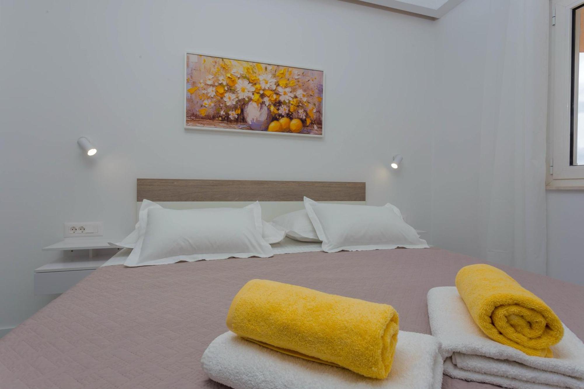 Apartments Tatjana Dominis フヴァル 部屋 写真