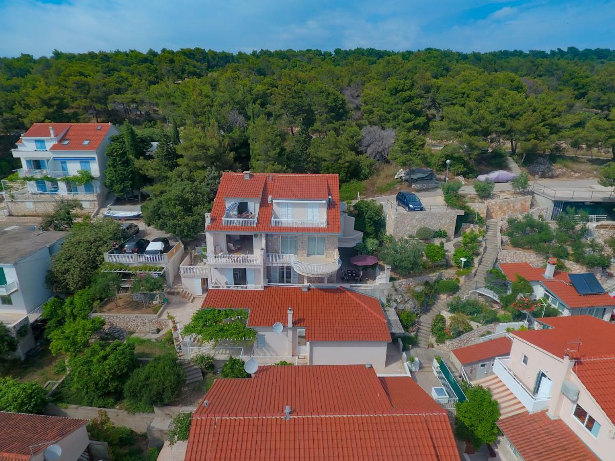 Apartments Tatjana Dominis フヴァル エクステリア 写真
