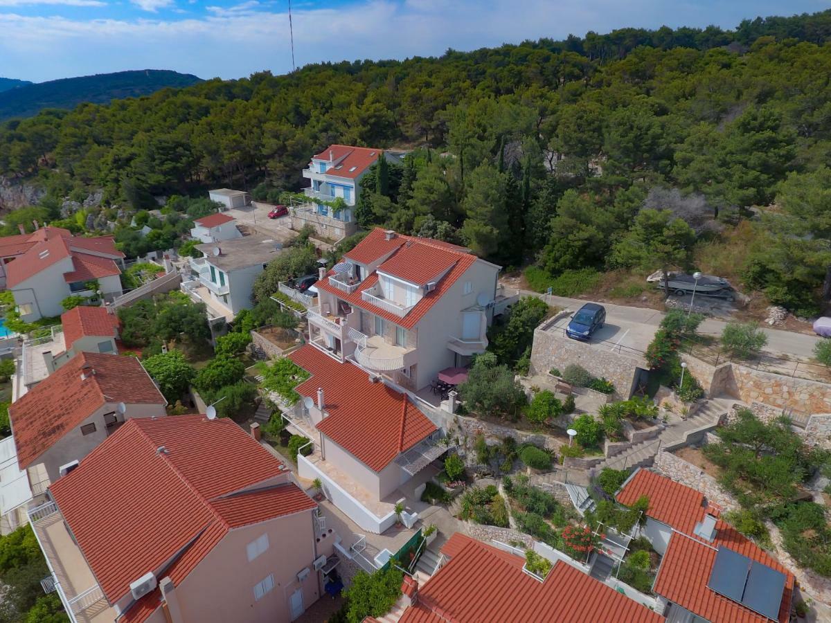 Apartments Tatjana Dominis フヴァル エクステリア 写真